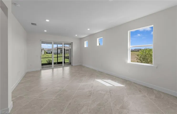 17321  Willow Tree  LN, North Fort Myers, FL 33917