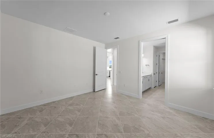17321  Willow Tree  LN, North Fort Myers, FL 33917