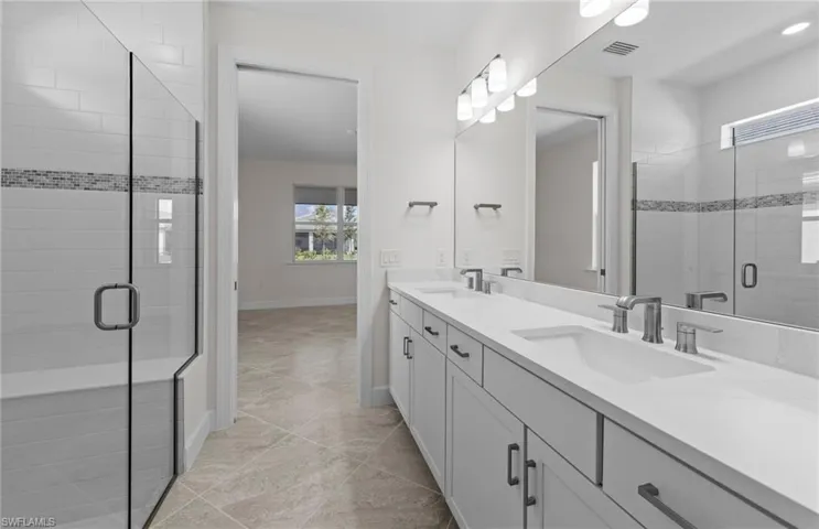 17321  Willow Tree  LN, North Fort Myers, FL 33917