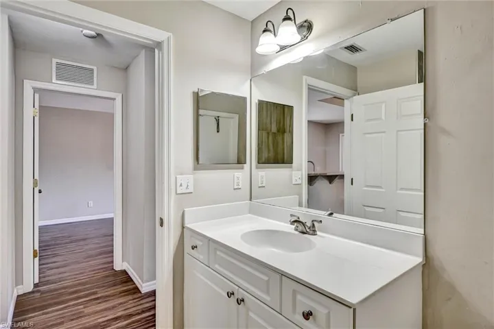 1338 NE 33rd  LN, Cape Coral, FL 33909