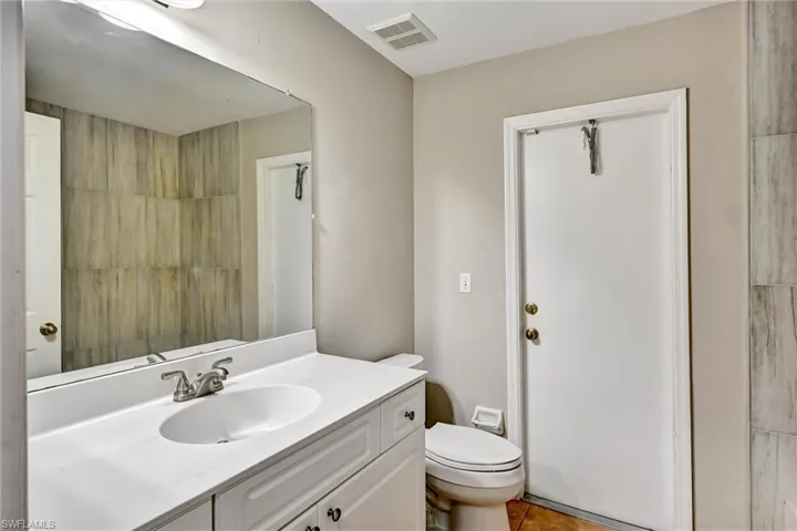 1338 NE 33rd  LN, Cape Coral, FL 33909