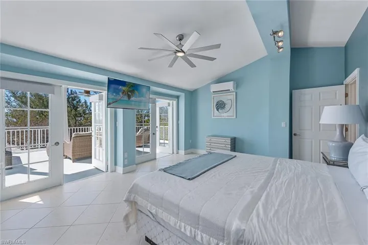 10455 Keewaydin, Naples, Florida 34113