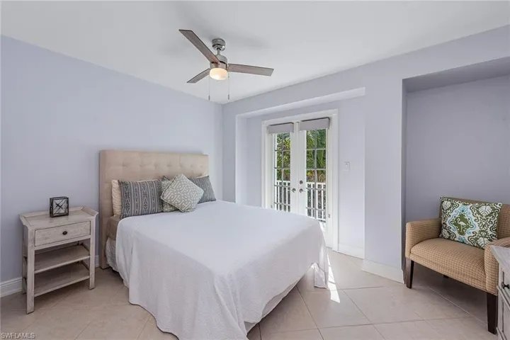 10455 Keewaydin, Naples, Florida 34113