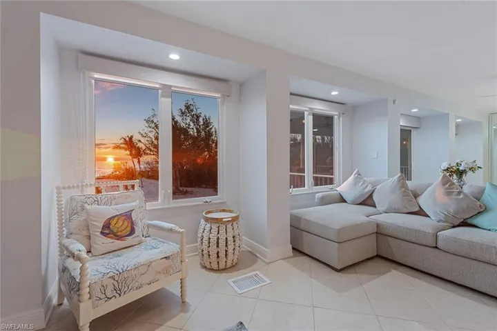 10455 Keewaydin, Naples, Florida 34113