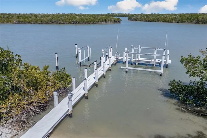 10455 Keewaydin, Naples, Florida 34113