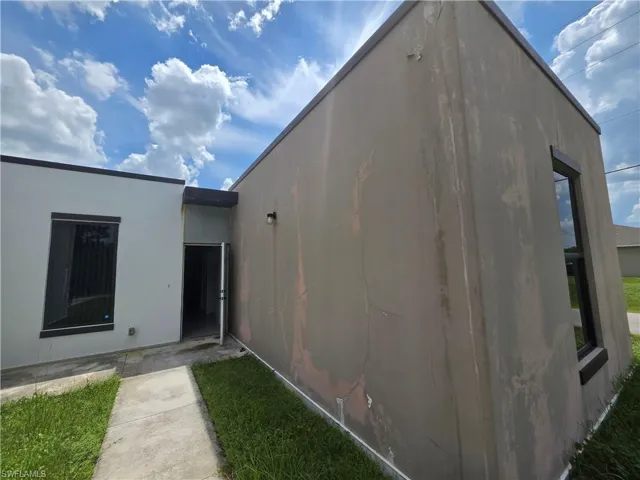 3515 75th St W, Lehigh Acres, Florida 33971
