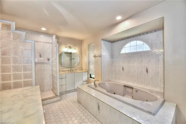 3603 Se 18th Pl, Cape Coral, Florida 33904