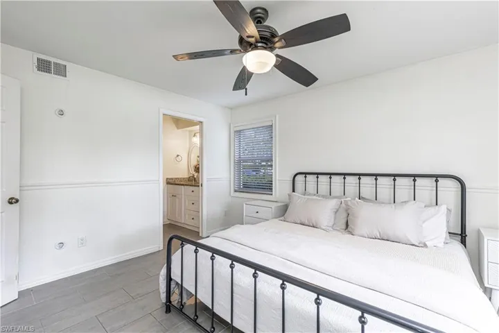 9600 Victoria Ln 108, Naples, Florida 34109