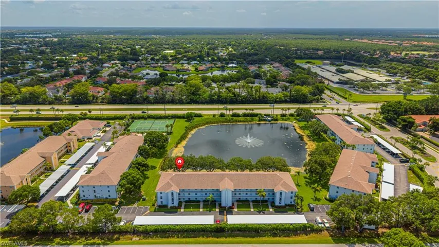 9600 Victoria Ln 108, Naples, Florida 34109