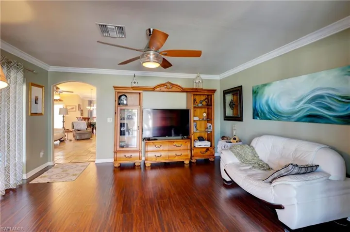 2031 NE 34th ST, CAPE CORAL FL 33909