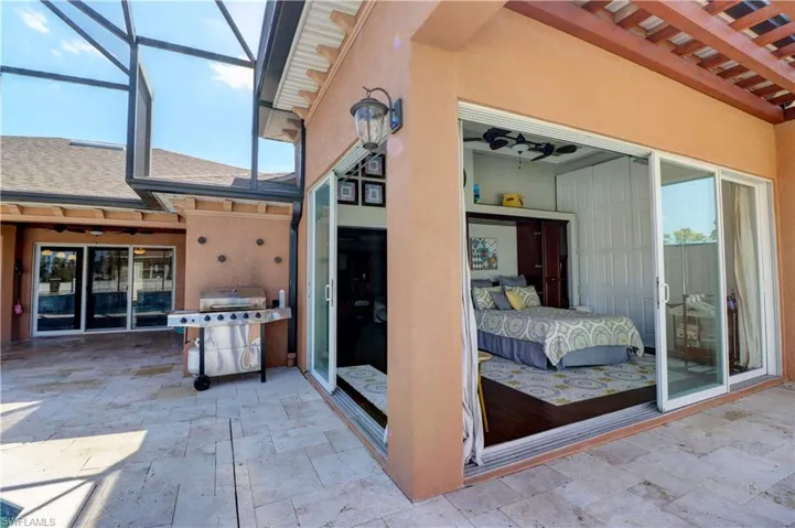2031 NE 34th ST, CAPE CORAL FL 33909