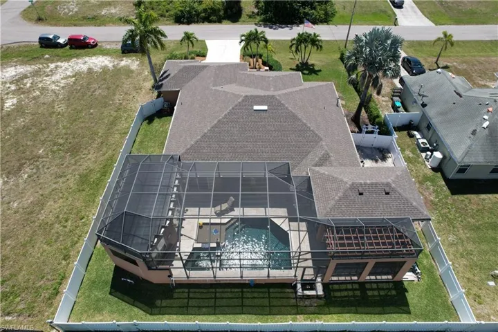 2031 NE 34th ST, CAPE CORAL FL 33909