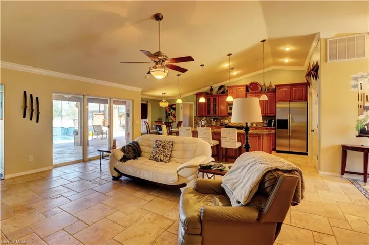 2031 NE 34th ST, CAPE CORAL FL 33909