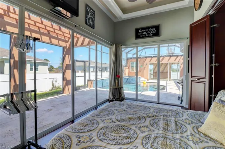 2031 NE 34th ST, CAPE CORAL FL 33909