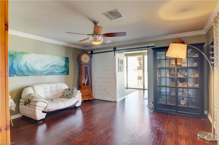 2031 NE 34th ST, CAPE CORAL FL 33909