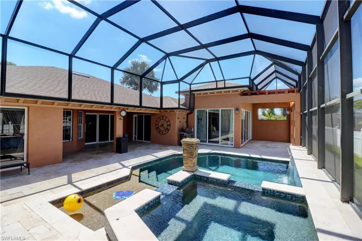 2031 NE 34th ST, CAPE CORAL FL 33909