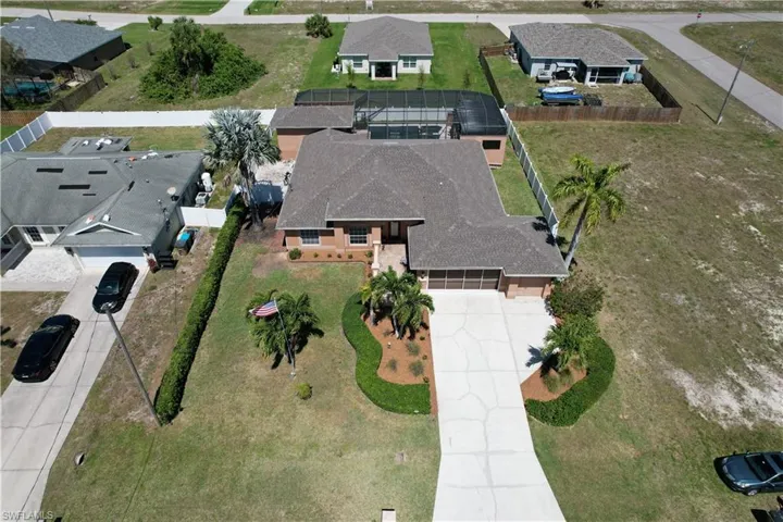 2031 NE 34th ST, CAPE CORAL FL 33909