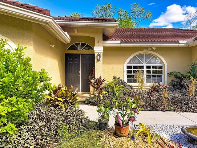 660 Everglades Blvd S, Naples, Florida 34117