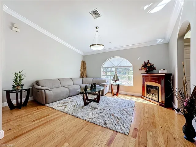 660 Everglades Blvd S, Naples, Florida 34117