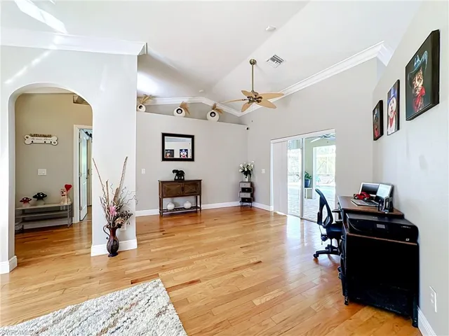 660 Everglades Blvd S, Naples, Florida 34117