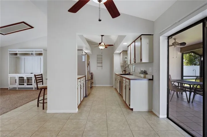 1010 SW 8th  CT, Cape Coral, FL 33991