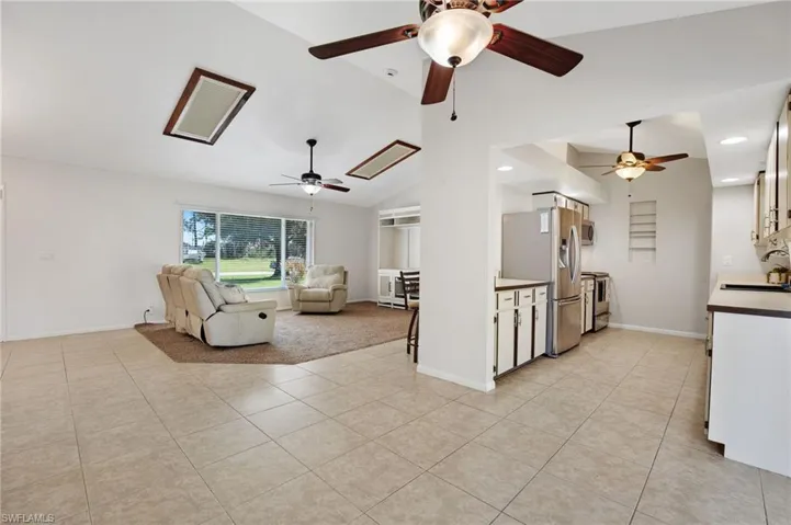 1010 SW 8th  CT, Cape Coral, FL 33991