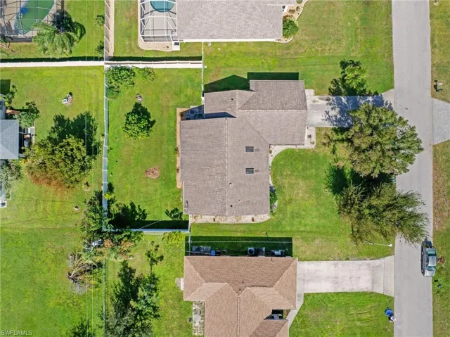 1010 SW 8th  CT, Cape Coral, FL 33991