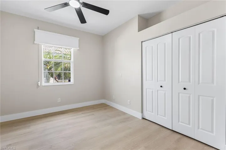 Guest room with closet