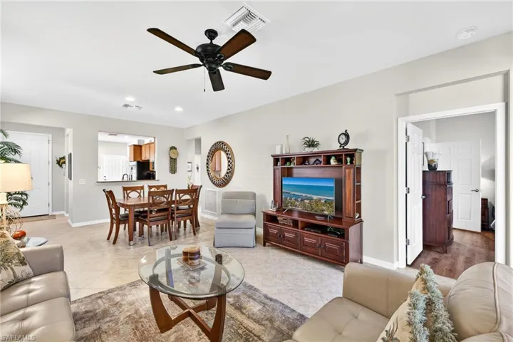 Upgraded 9' 4" Ceiling