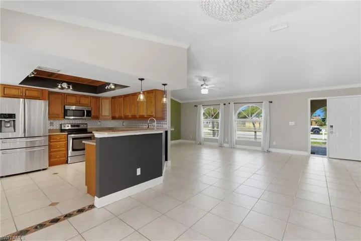 3803  Pelican  BLVD, Cape Coral, FL 33914