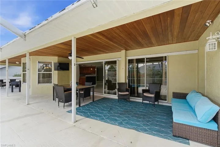 3803  Pelican  BLVD, Cape Coral, FL 33914