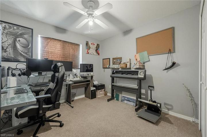 812 SW 13th  AVE, Cape Coral, FL 33991