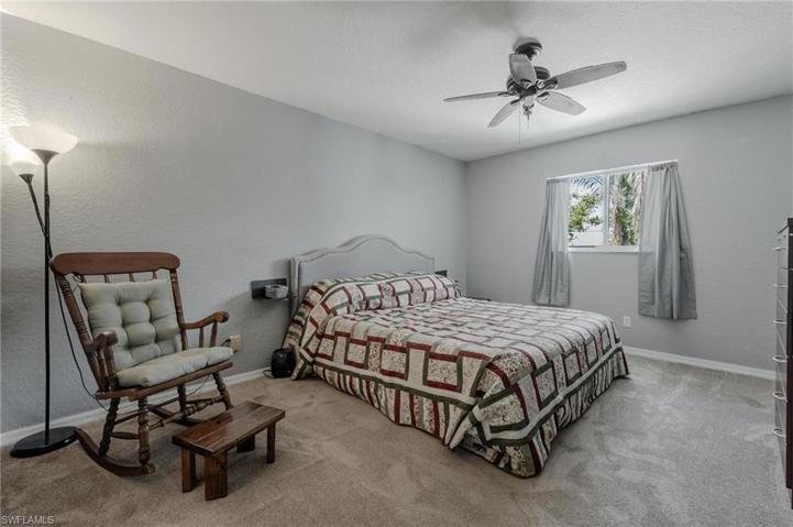 812 SW 13th  AVE, Cape Coral, FL 33991