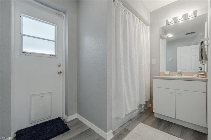 812 SW 13th  AVE, Cape Coral, FL 33991