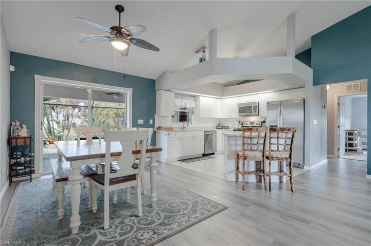 812 SW 13th  AVE, Cape Coral, FL 33991
