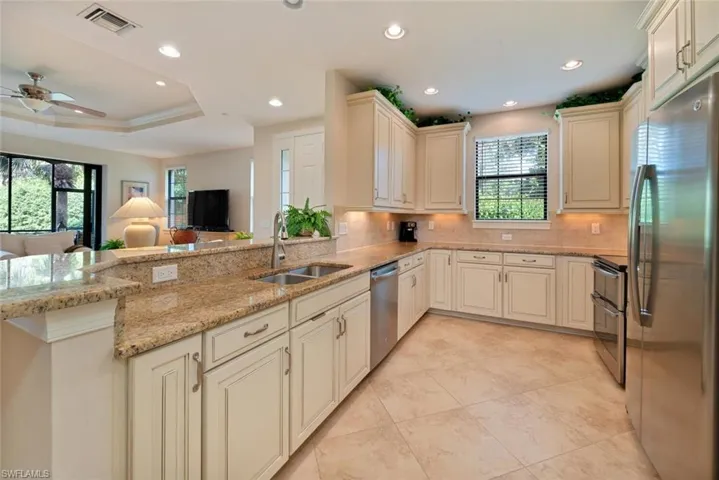 Upgraded Stainless Steel Appliances, Granite Counters