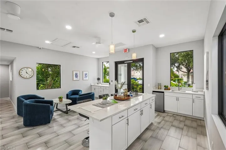 3710 Fieldstone Blvd 504, Naples, Florida 34109
