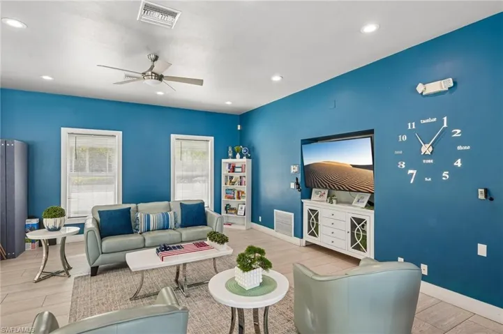 3710 Fieldstone Blvd 504, Naples, Florida 34109