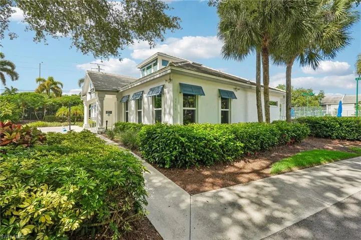 3710 Fieldstone Blvd 504, Naples, Florida 34109
