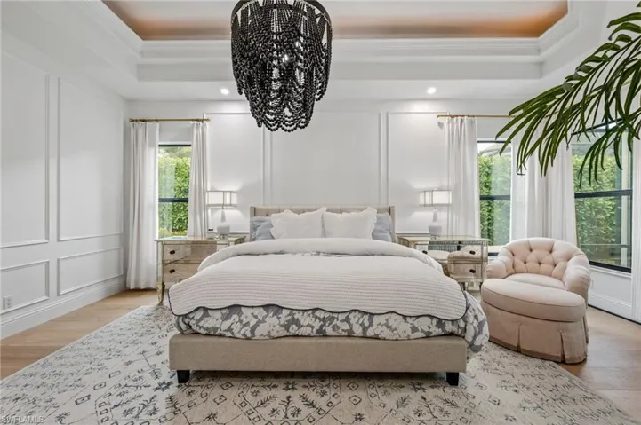 9833 Clear Lake Cir, Naples, Florida 34109