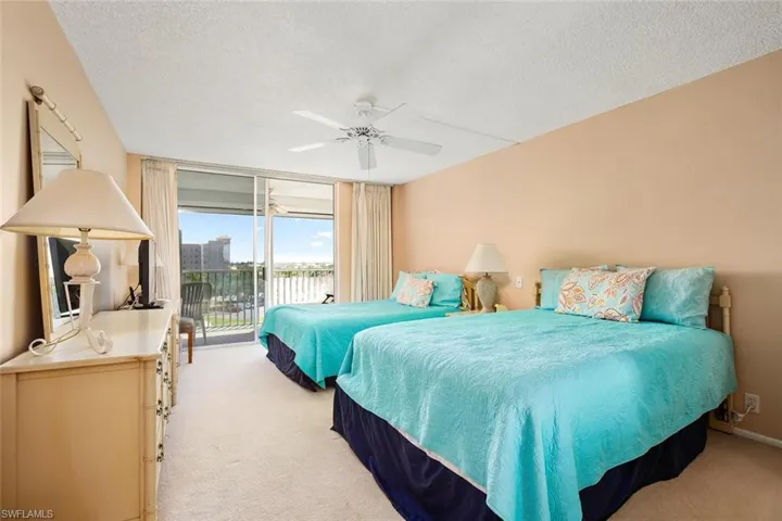 3 Bluebill Ave 610, Naples, Florida 34108