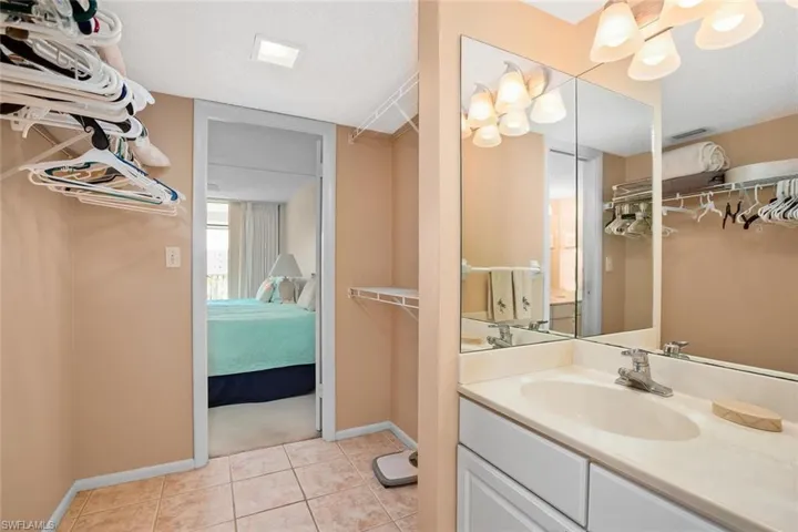 3 Bluebill Ave 610, Naples, Florida 34108