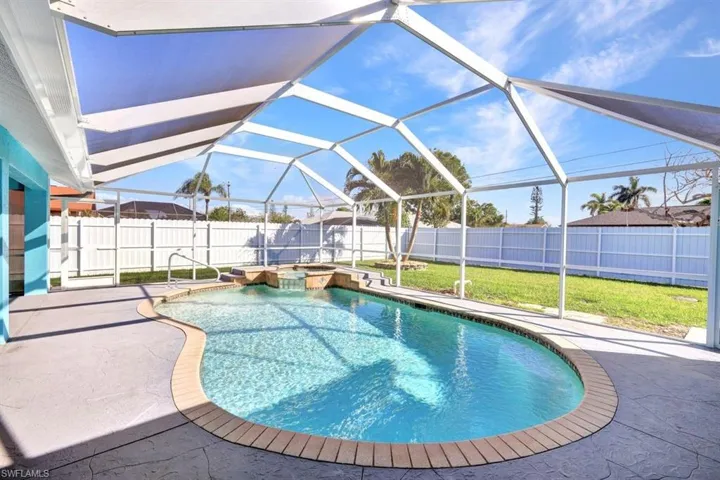 412 SW 38th  ST, Cape Coral, FL 33914