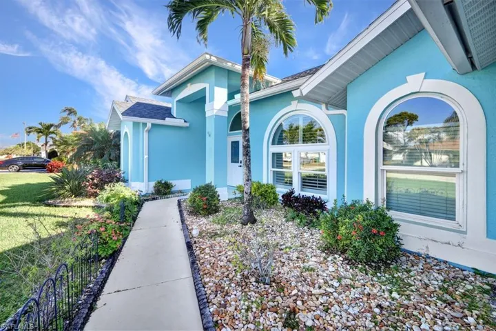 412 SW 38th  ST, Cape Coral, FL 33914