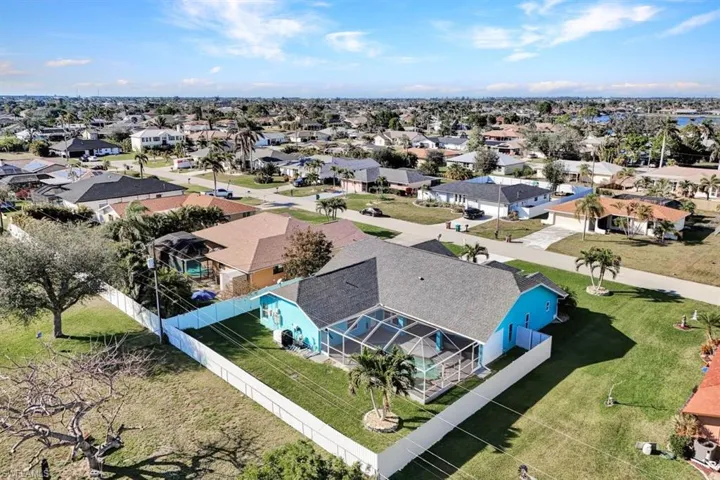 412 SW 38th  ST, Cape Coral, FL 33914