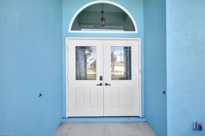 412 SW 38th  ST, Cape Coral, FL 33914