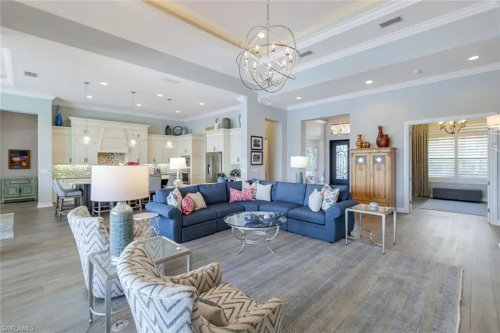 Did we mention soaring 14' Ceilings!?