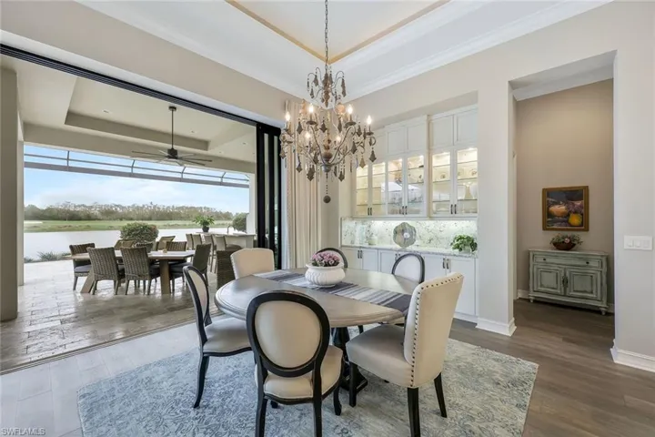 Dining with a View, indoors or out