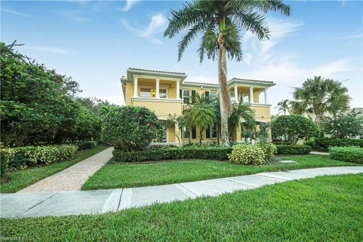7201  Bellini  WAY, Naples, FL 34114