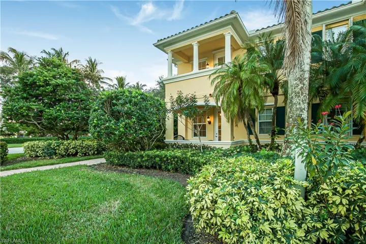 7201  Bellini  WAY, Naples, FL 34114